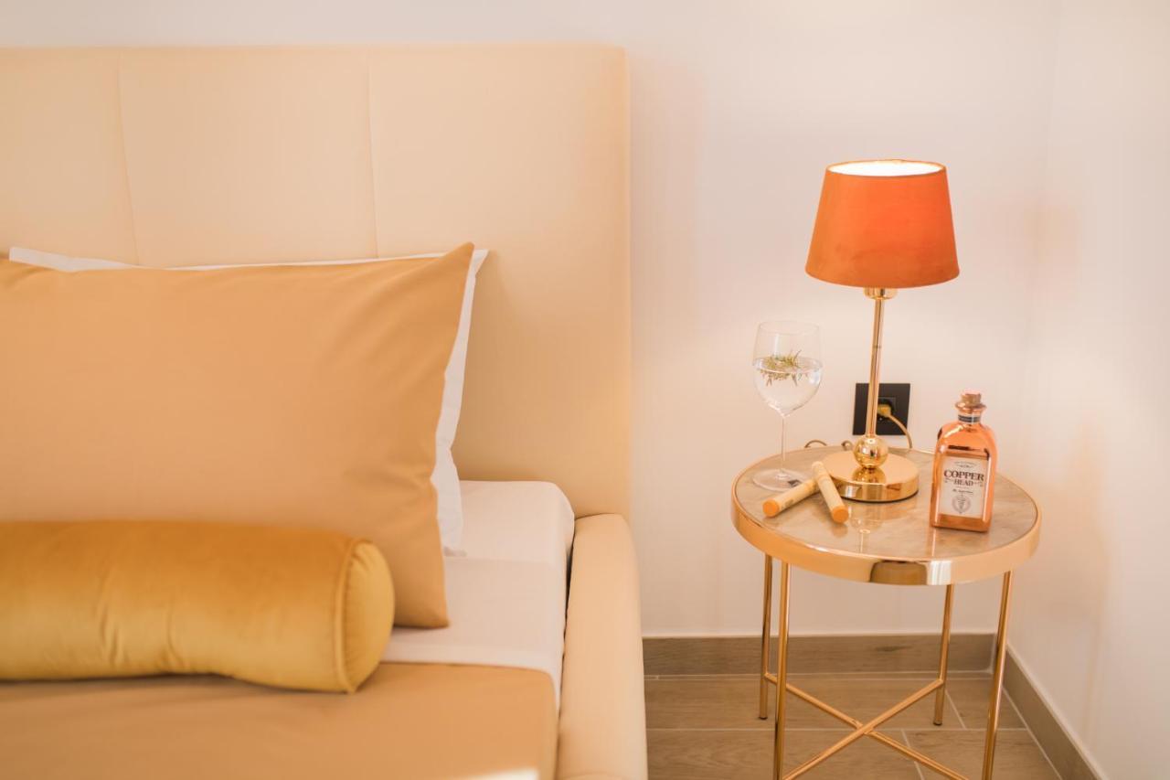 Apartmani Rispet ชิเบนิก ภายนอก รูปภาพ