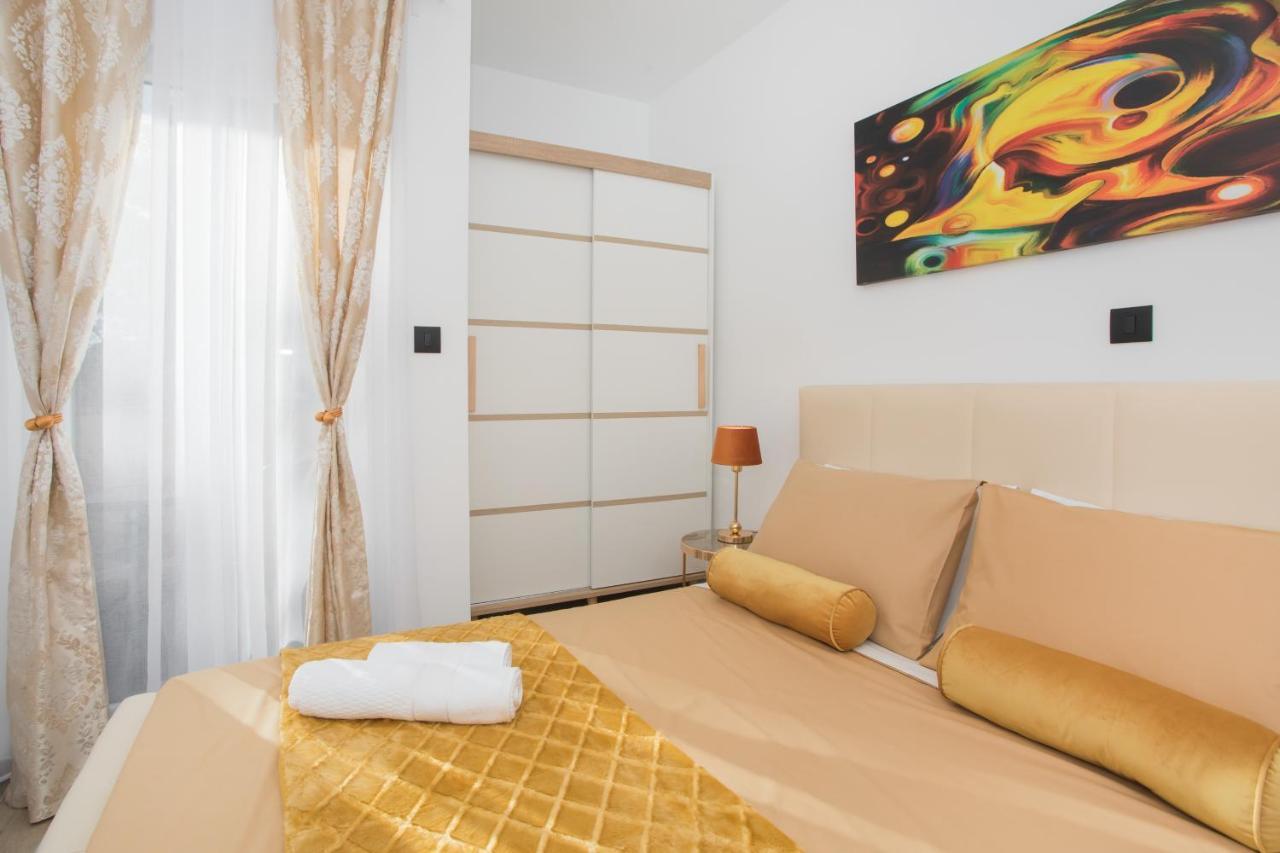 Apartmani Rispet ชิเบนิก ภายนอก รูปภาพ