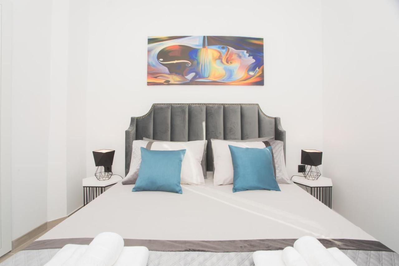 Apartmani Rispet ชิเบนิก ภายนอก รูปภาพ