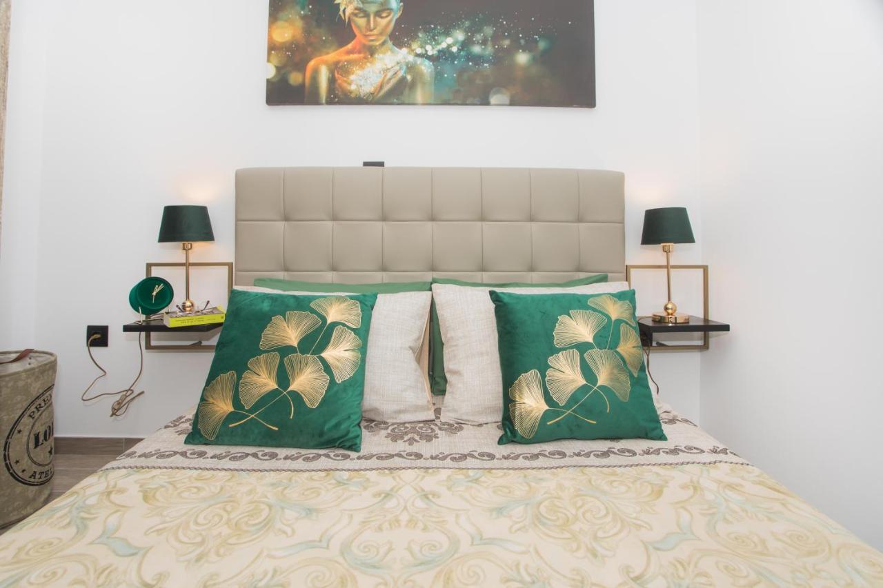 Apartmani Rispet ชิเบนิก ภายนอก รูปภาพ