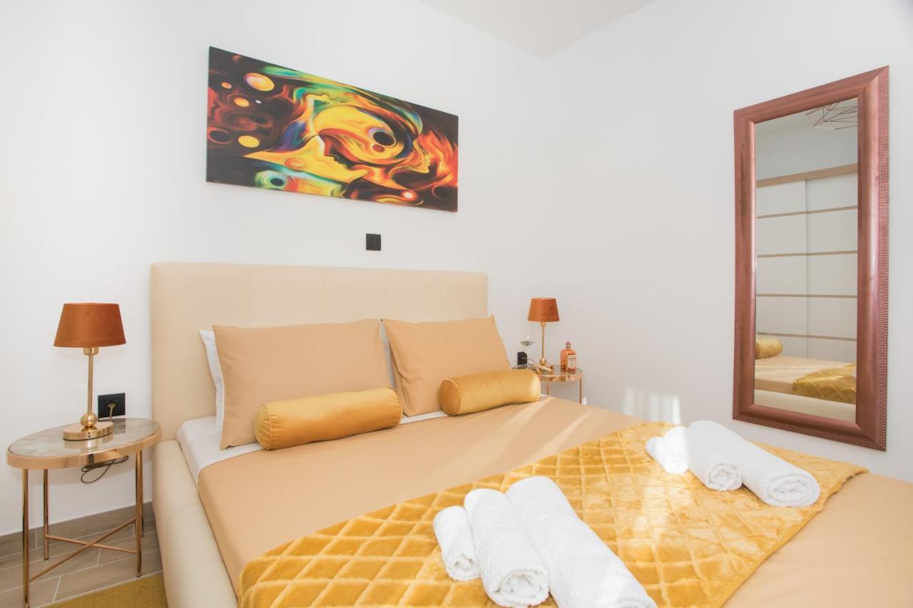 Apartmani Rispet ชิเบนิก ภายนอก รูปภาพ
