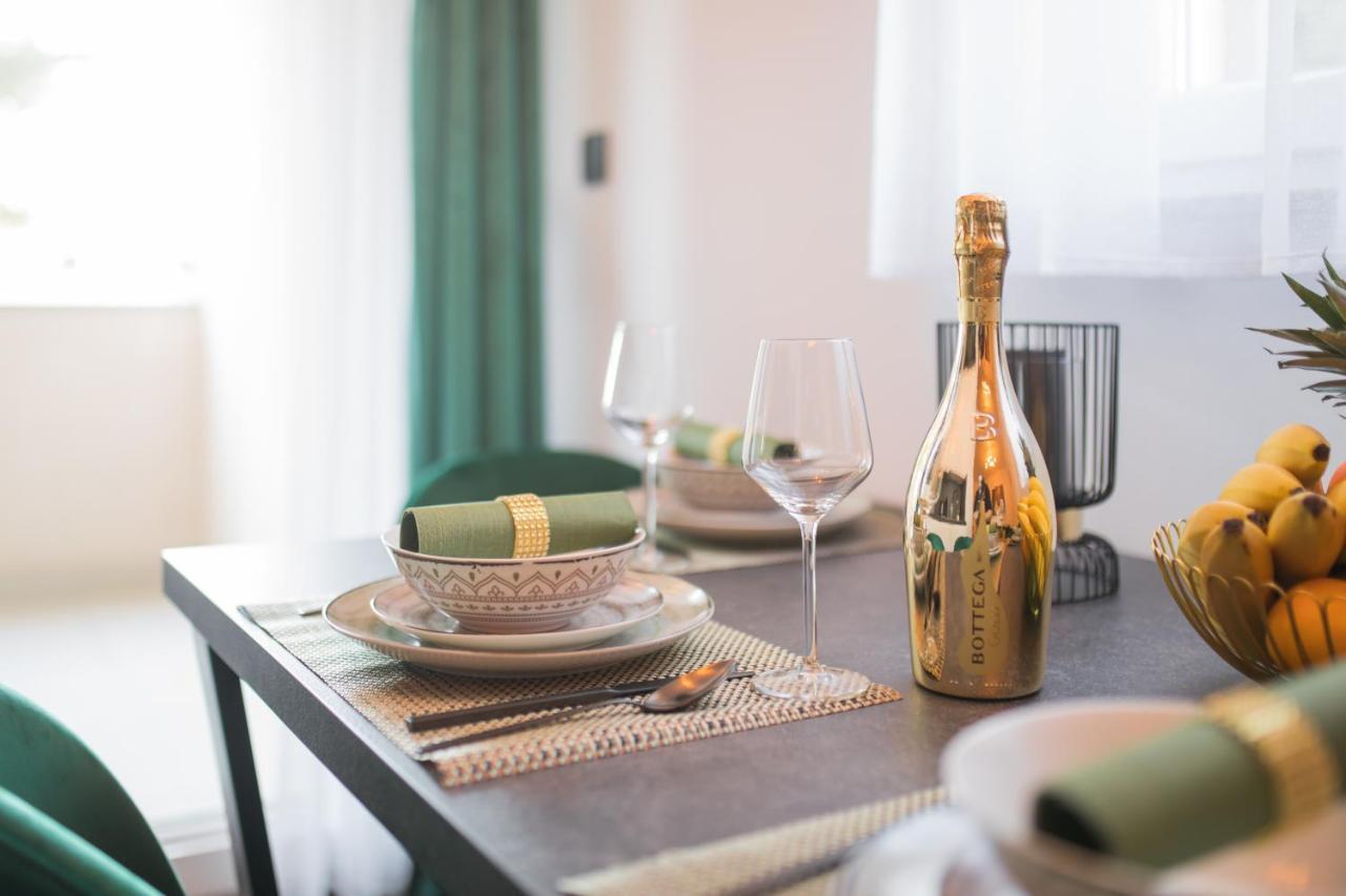 Apartmani Rispet ชิเบนิก ภายนอก รูปภาพ