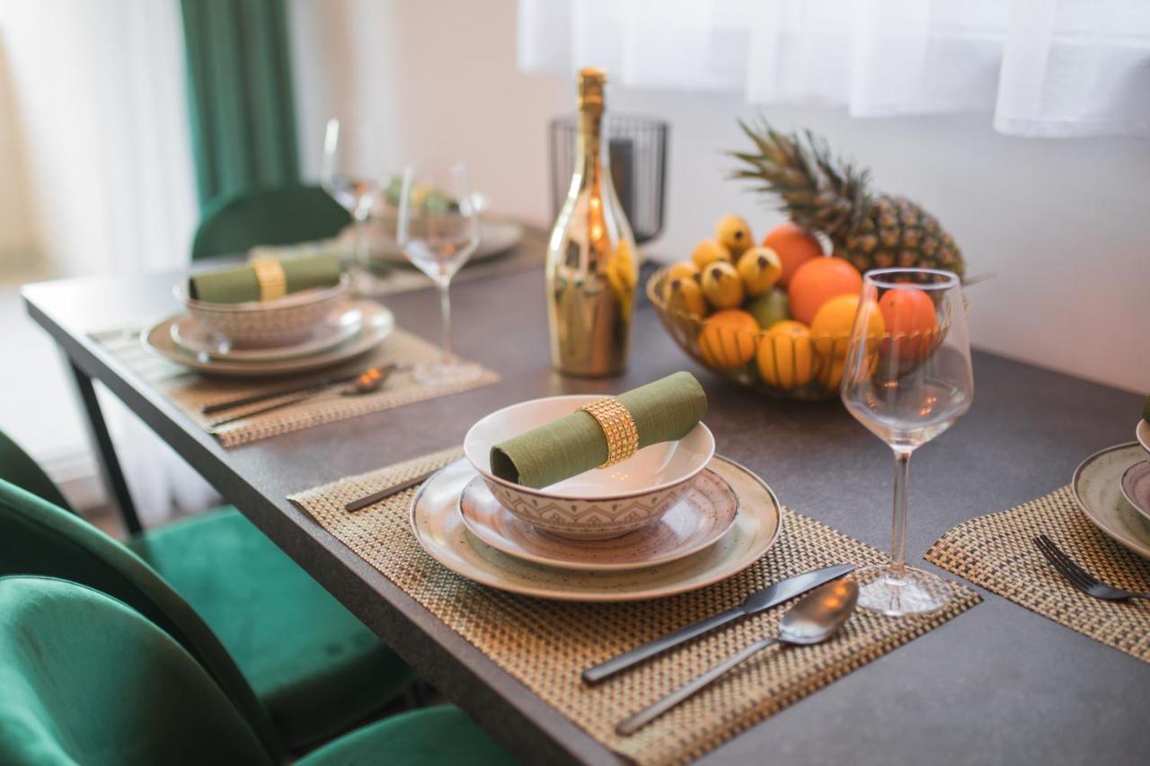 Apartmani Rispet ชิเบนิก ภายนอก รูปภาพ